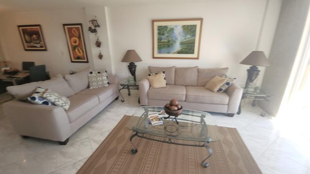 2121 N Ocean Boulevard, Boca Raton, FL 33431