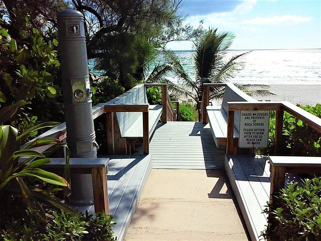 2121 N Ocean Boulevard, Boca Raton, FL 33431