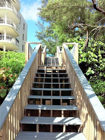 2121 N Ocean Boulevard, Boca Raton, FL 33431