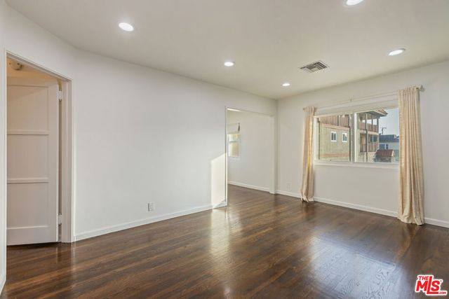 811 E Nutwood Street, Inglewood, CA 90301