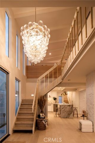 1344 W Bay Avenue, Newport Beach, CA 92661