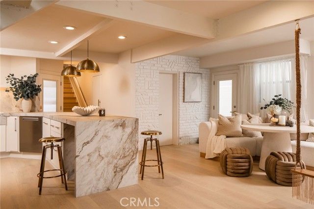 1344 W Bay Avenue, Newport Beach, CA 92661