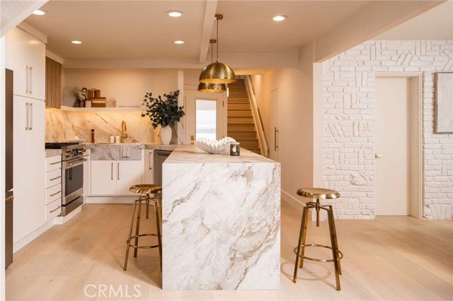 1344 W Bay Avenue, Newport Beach, CA 92661