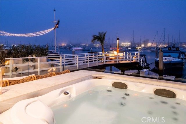 1344 W Bay Avenue, Newport Beach, CA 92661