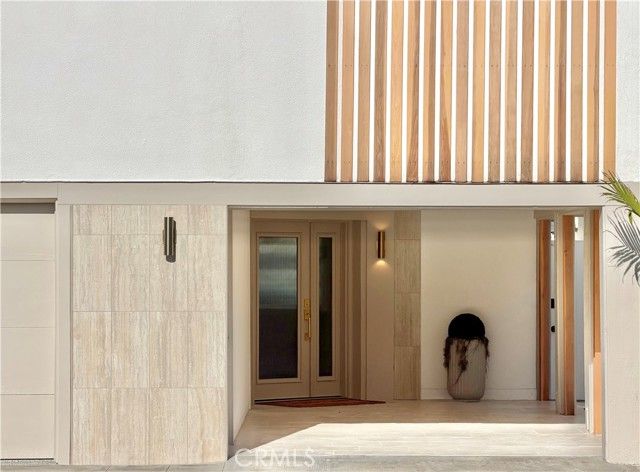 1344 W Bay Avenue, Newport Beach, CA 92661