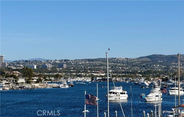 1344 W Bay Avenue, Newport Beach, CA 92661