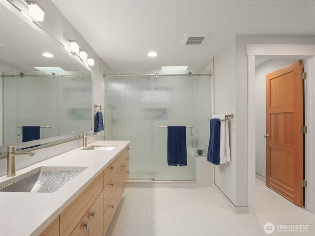 12925 172nd Avenue SE, Renton, WA 98059