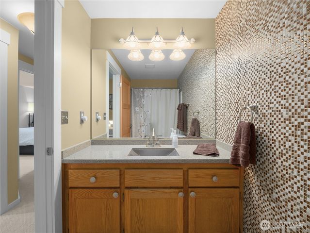 12925 172nd Avenue SE, Renton, WA 98059