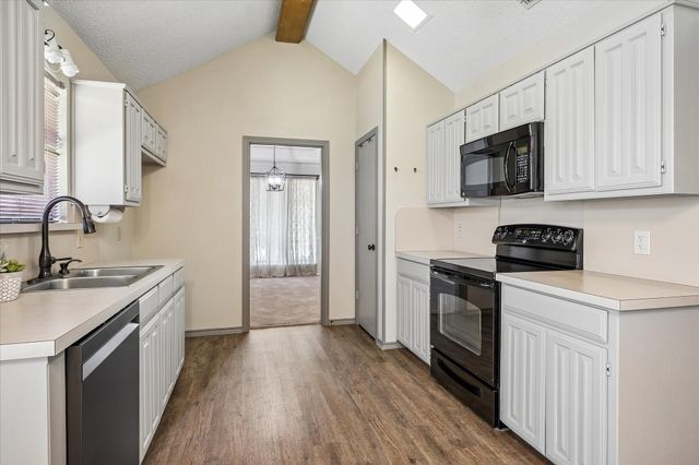 1929 Lavaca Trail, Carrollton, TX 75010