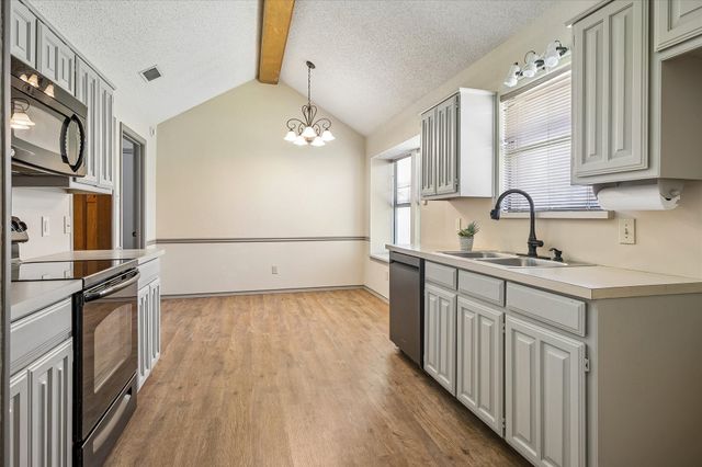 1929 Lavaca Trail, Carrollton, TX 75010