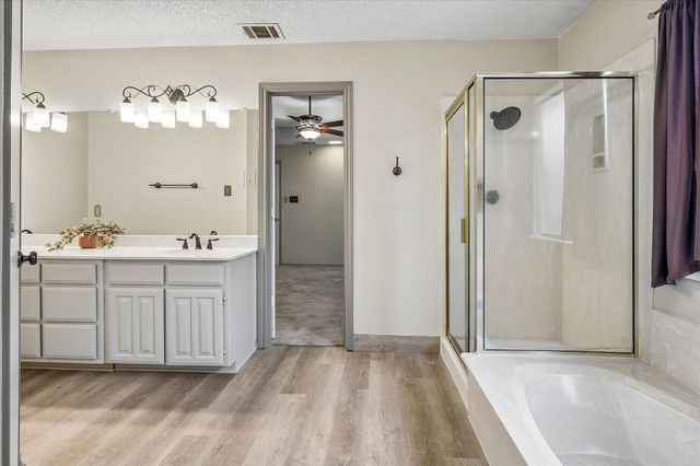 1929 Lavaca Trail, Carrollton, TX 75010