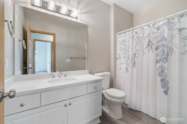 17610 134th Lane SE, Renton, WA 98058