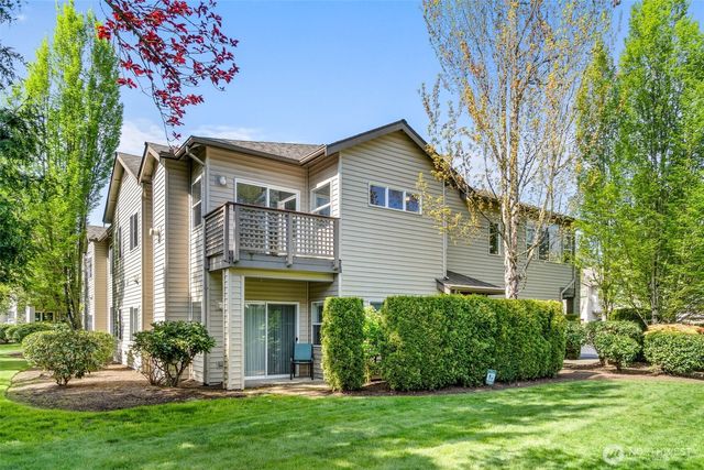 17610 134th Lane SE, Renton, WA 98058