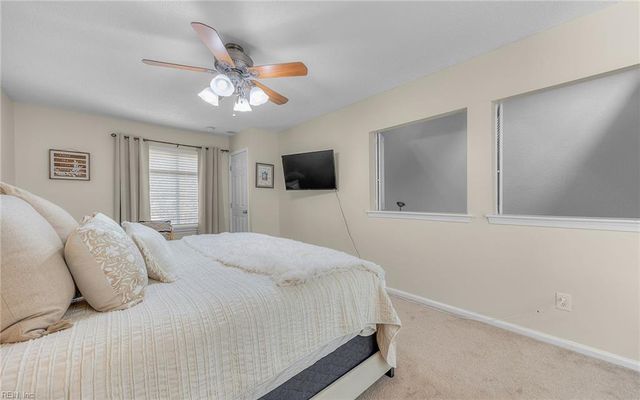 1113 Lord Dunmore DR, Virginia Beach, VA 23464