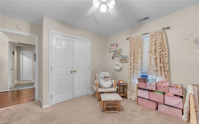 1113 Lord Dunmore DR, Virginia Beach, VA 23464