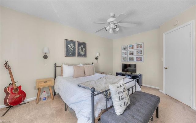 1113 Lord Dunmore DR, Virginia Beach, VA 23464