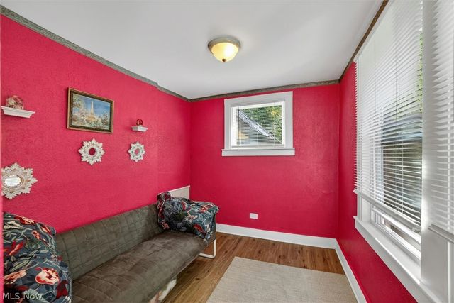 1066 Nela View Road, Cleveland Heights, OH 44112