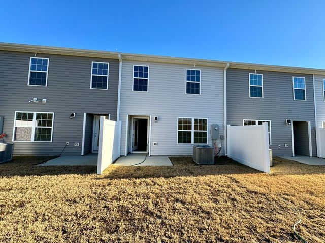 149 Tributary Way, Fuquay Varina, NC 27526