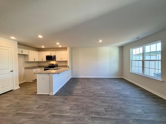 149 Tributary Way, Fuquay Varina, NC 27526