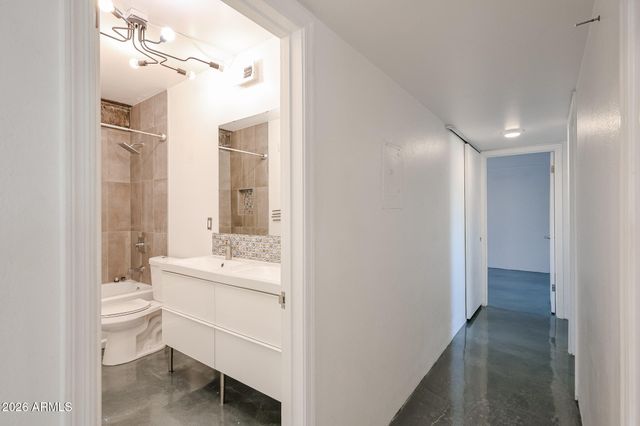 353 E THOMAS Road C501, Phoenix, AZ 85012