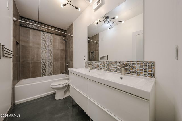 353 E THOMAS Road C501, Phoenix, AZ 85012