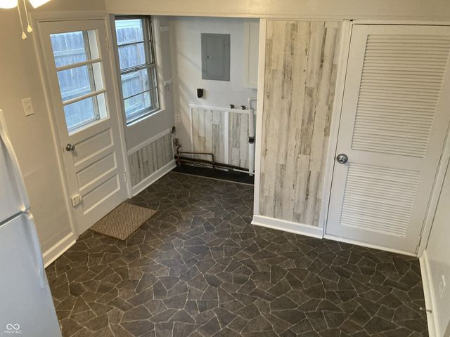 417 N Fenton Avenue N, Indianapolis, IN 46219