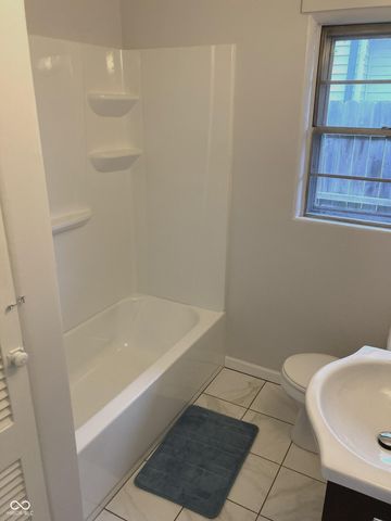 417 N Fenton Avenue N, Indianapolis, IN 46219