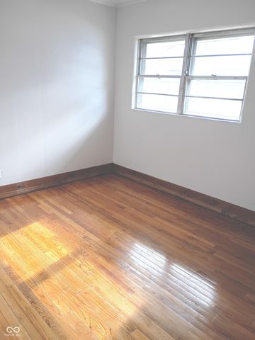 417 N Fenton Avenue N, Indianapolis, IN 46219