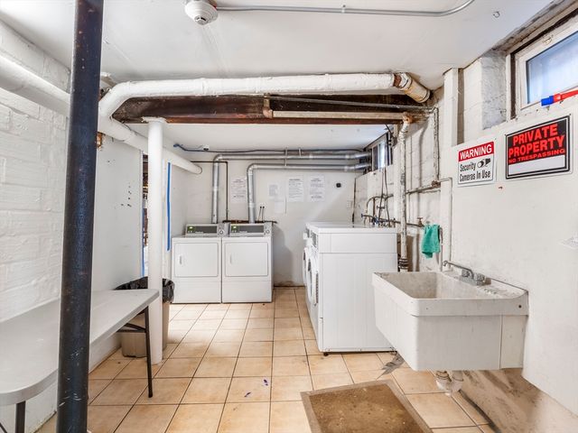 8 Walnut St 28, Everett, MA 02149