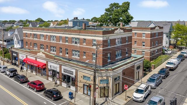 8 Walnut St 28, Everett, MA 02149