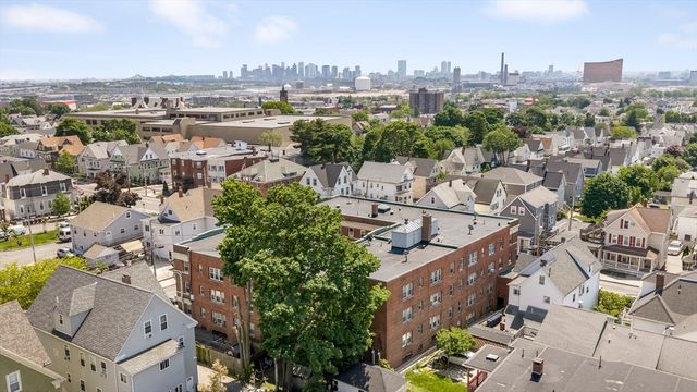 8 Walnut St 28, Everett, MA 02149