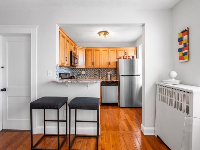 8 Walnut St 28, Everett, MA 02149