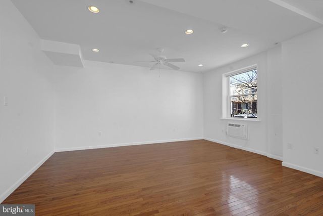 400 15TH ST SE, Washington, DC 20003