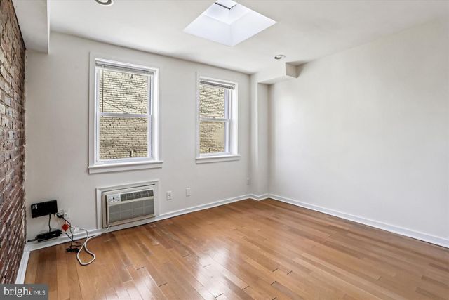 400 15TH ST SE, Washington, DC 20003