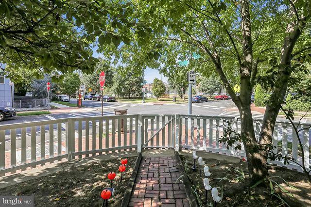 400 15TH ST SE, Washington, DC 20003