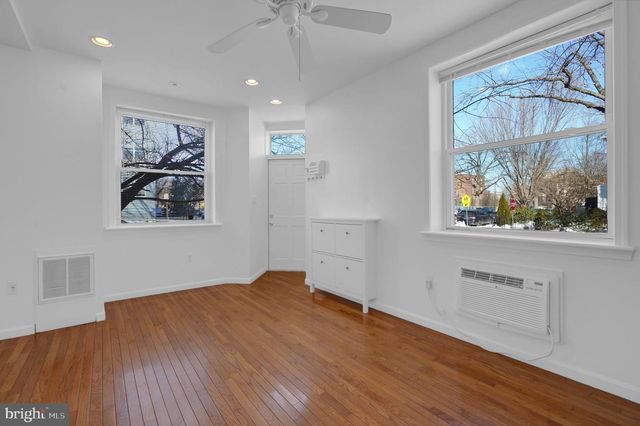 400 15TH ST SE, Washington, DC 20003