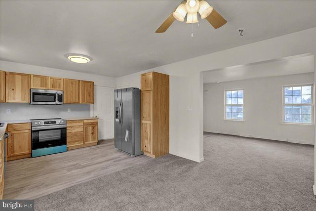 407 GROFFDALE RD, Quarryville, PA 17566