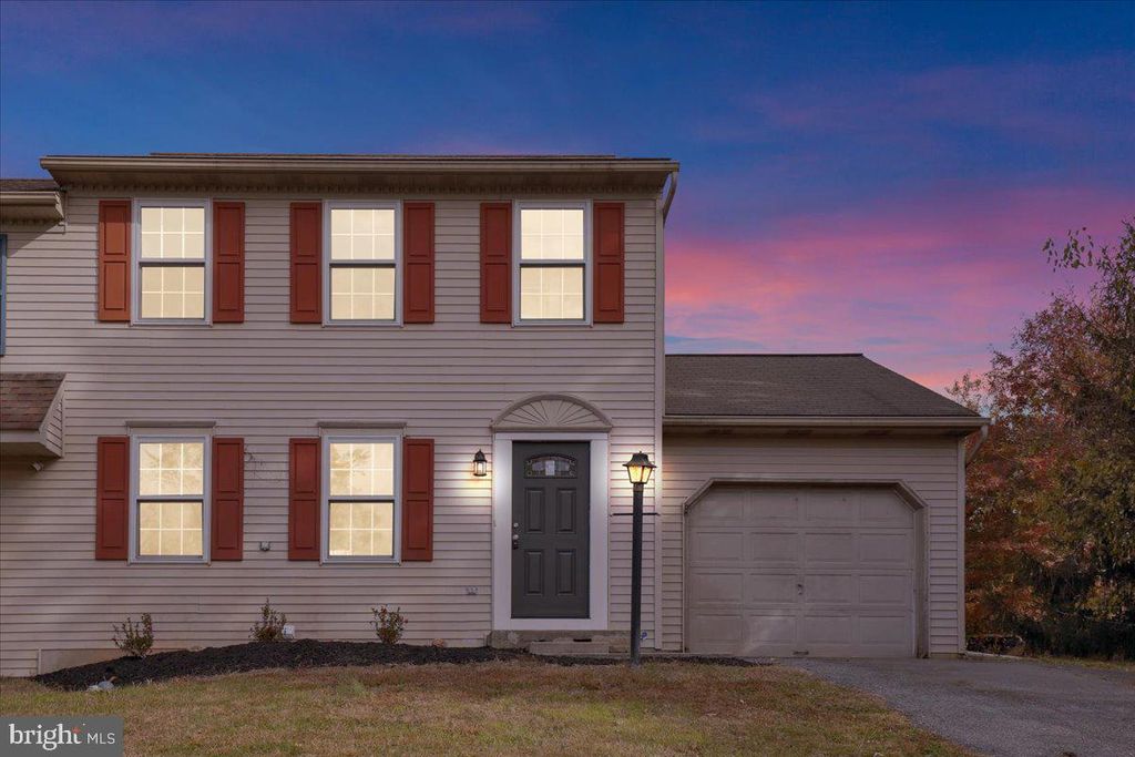 407 GROFFDALE RD, Quarryville, PA 17566