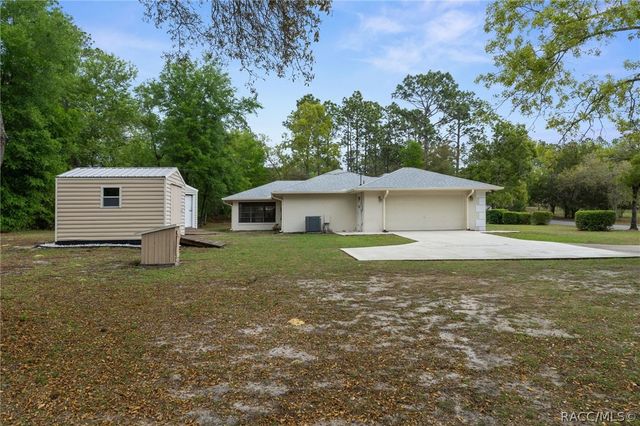 9000 SW 206th Court Road, Dunnellon, FL 34431