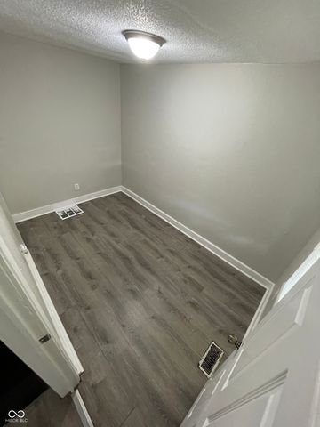 2733 N Lasalle Street, Indianapolis, IN 46218