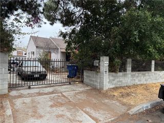 6928 Gentry Avenue, North Hollywood, CA 91605