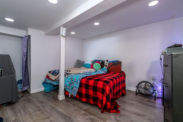 10 North Main Street, Derry, NH 03038