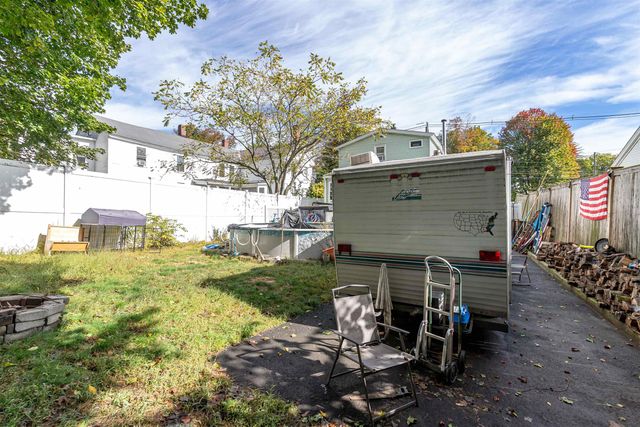 10 North Main Street, Derry, NH 03038