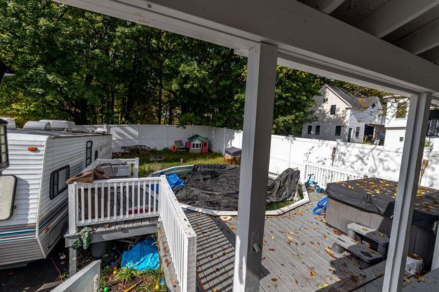 10 North Main Street, Derry, NH 03038