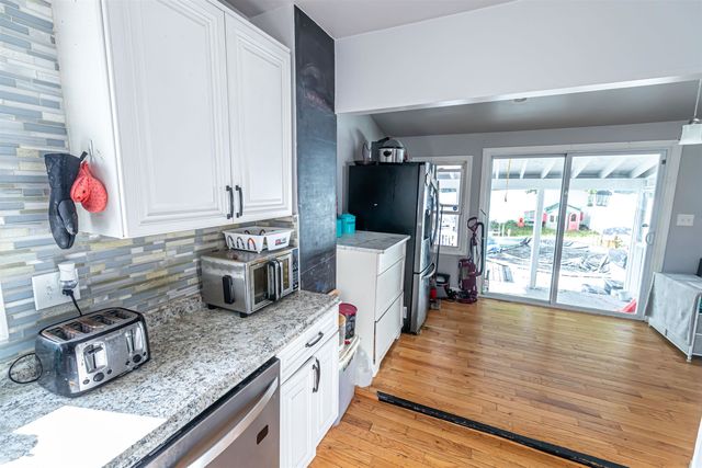 10 North Main Street, Derry, NH 03038