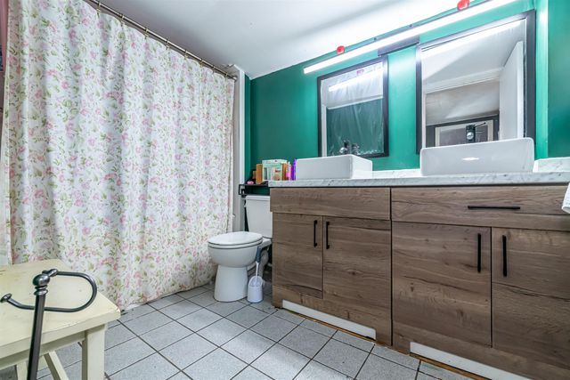 10 North Main Street, Derry, NH 03038