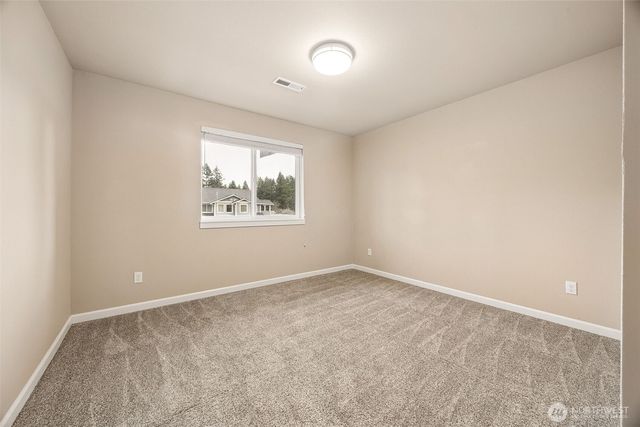 101 Murphy Lane S, Rainier, WA 98576