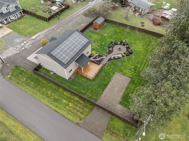 101 Murphy Lane S, Rainier, WA 98576