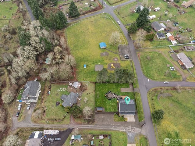 101 Murphy Lane S, Rainier, WA 98576