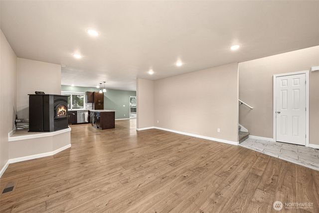 101 Murphy Lane S, Rainier, WA 98576